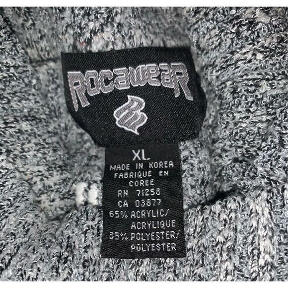 Rocawear Turtleneck Sweater - Picture 5 of 5
